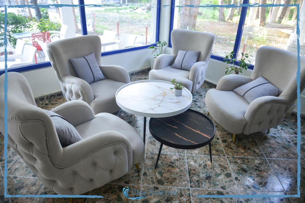 Blue Balcony Hotel Голем Екстериор снимка