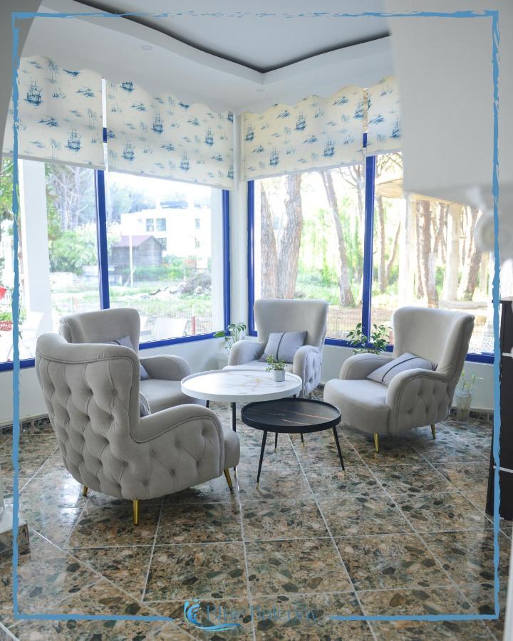 Blue Balcony Hotel Голем Екстериор снимка