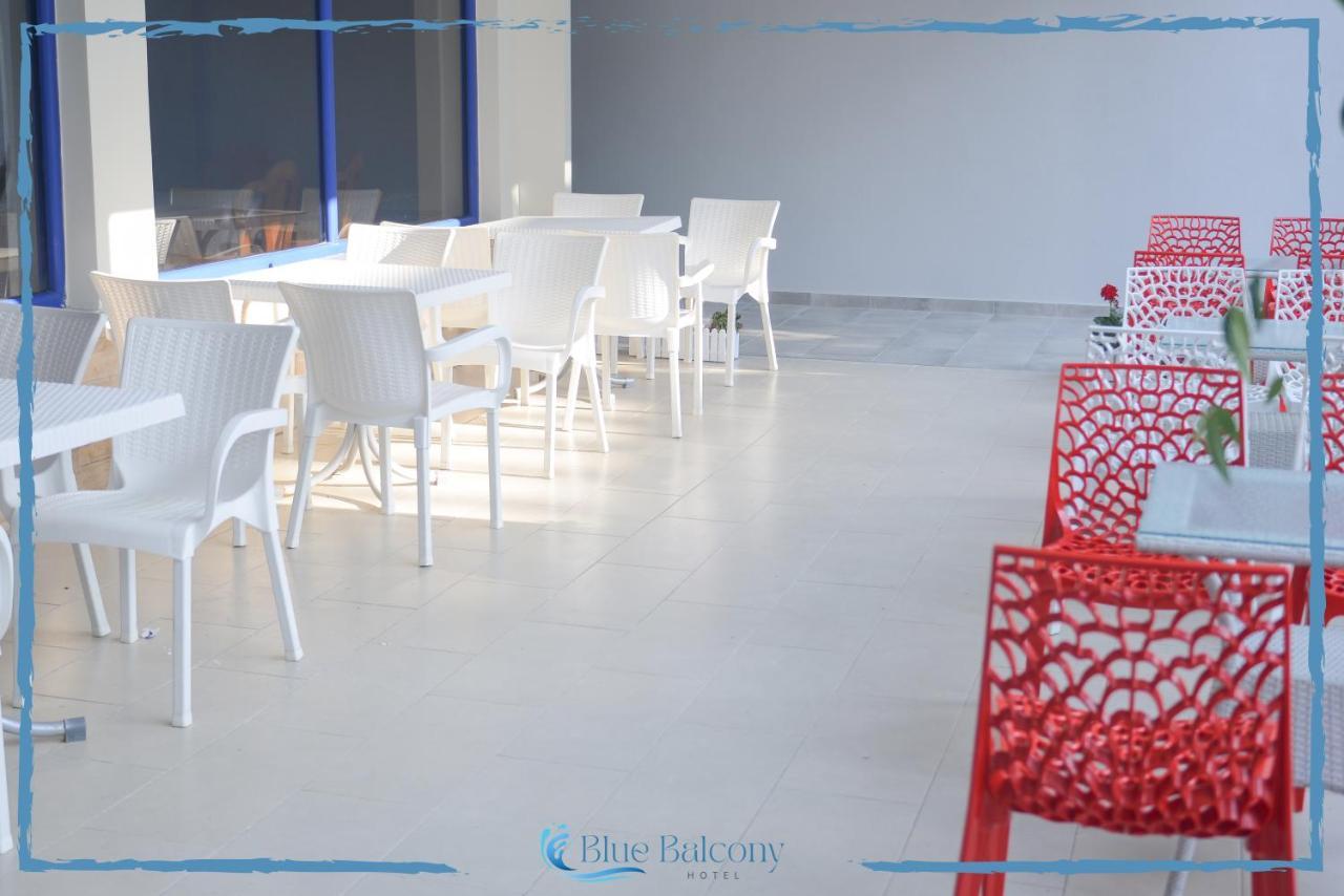 Blue Balcony Hotel Голем Екстериор снимка