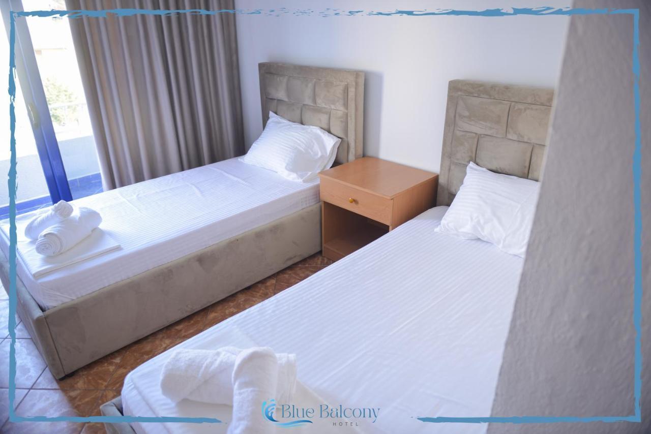 Blue Balcony Hotel Голем Екстериор снимка